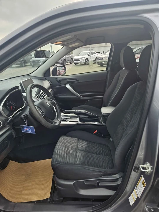 2020 Mitsubishi Eclipse Cross - Image 4 of 7