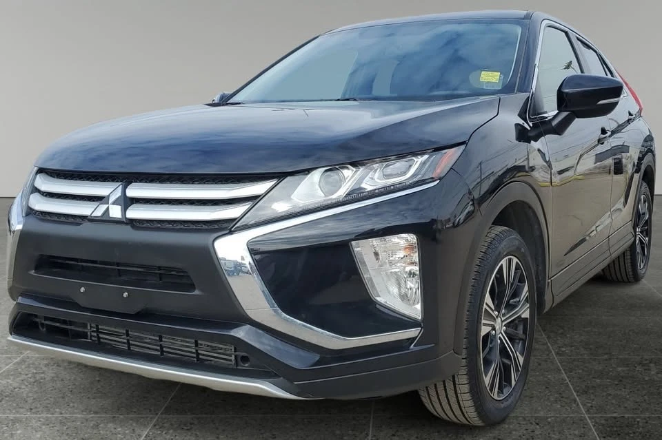 2020 Mitsubishi Eclipse Cross - Image 3 of 15