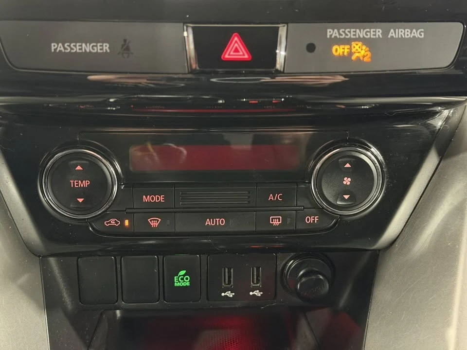 2020 Mitsubishi Eclipse Cross - Image 16 of 20