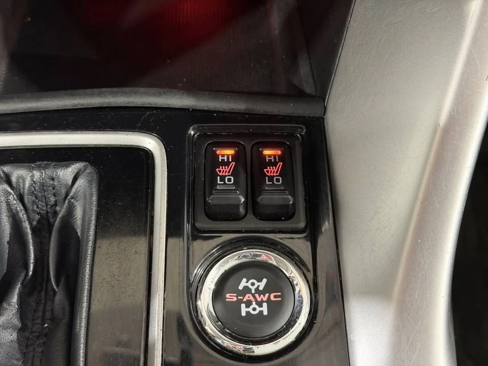 2020 Mitsubishi Eclipse Cross - Image 15 of 20