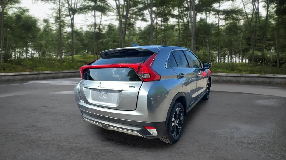 2020 Mitsubishi Eclipse Cross - Image 9 of 18