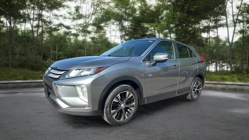 2020 Mitsubishi Eclipse Cross - Image 2 of 18