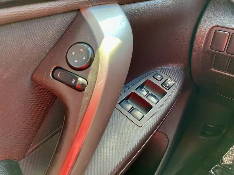 2020 Mitsubishi Eclipse Cross - Image 11 of 18