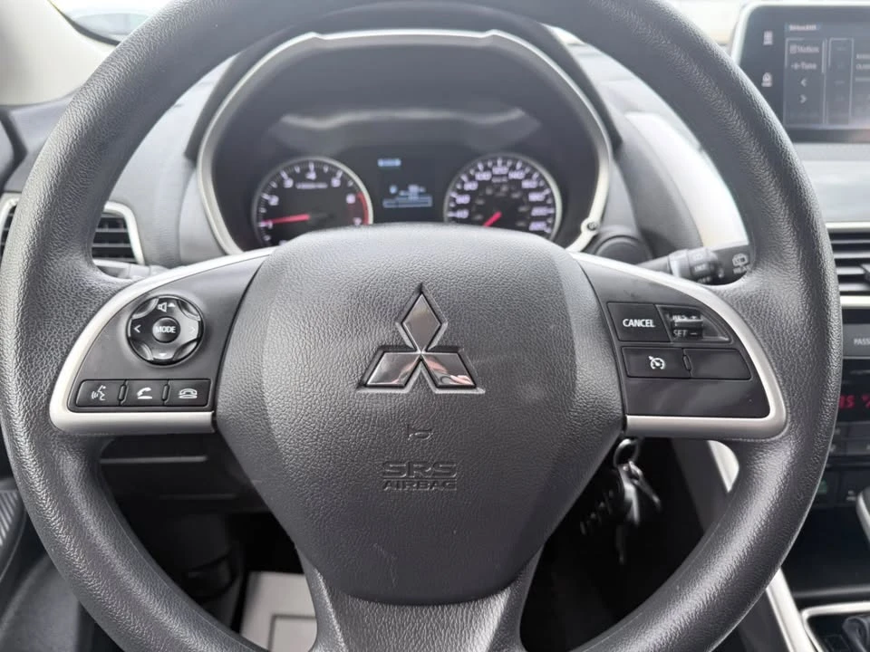2020 Mitsubishi Eclipse Cross - Image 12 of 17