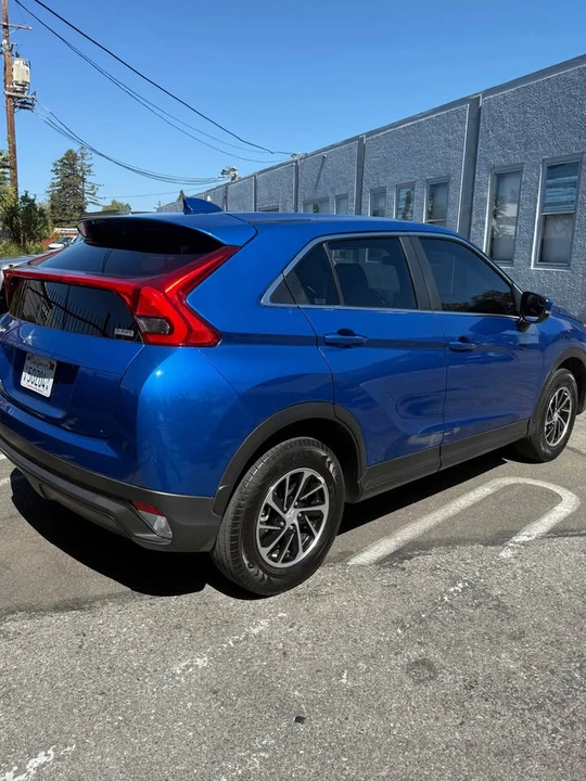 2020 Mitsubishi Eclipse Cross - Image 4 of 13