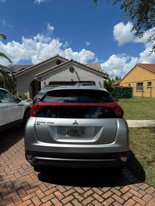 2020 Mitsubishi Eclipse Cross - Image 3 of 12