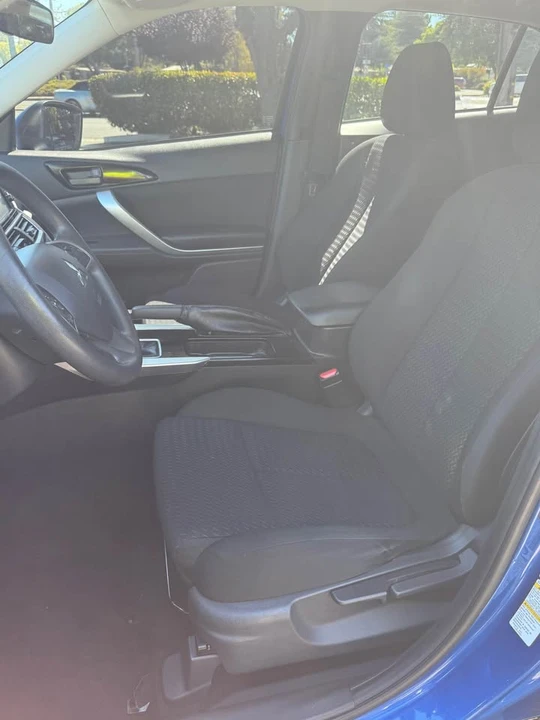 2020 Mitsubishi Eclipse Cross - Image 8 of 13