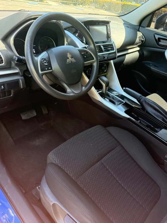 2020 Mitsubishi Eclipse Cross - Image 7 of 13