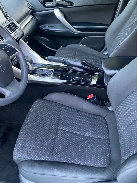 2020 Mitsubishi Eclipse Cross - Image 16 of 19