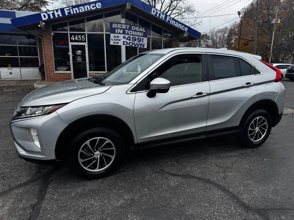 2020 Mitsubishi Eclipse Cross - Image 2 of 9