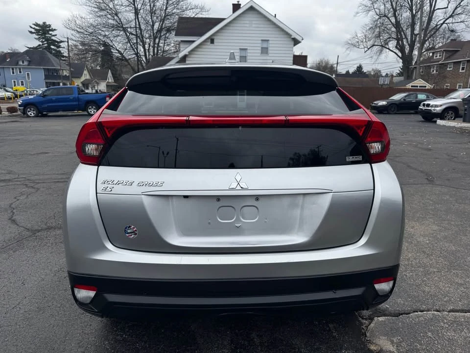 2020 Mitsubishi Eclipse Cross - Image 4 of 9
