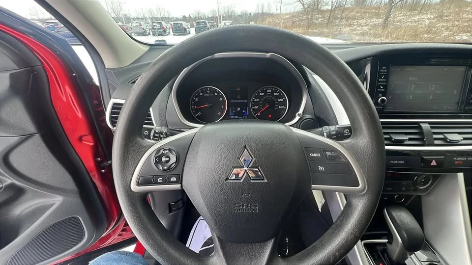 2020 Mitsubishi Eclipse Cross - Image 15 of 19