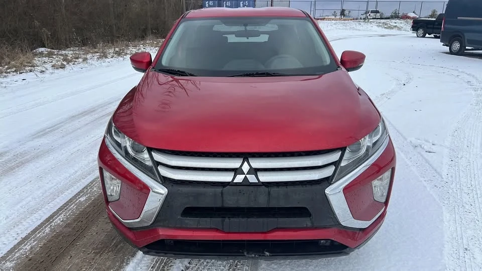 2020 Mitsubishi Eclipse Cross - Image 3 of 19