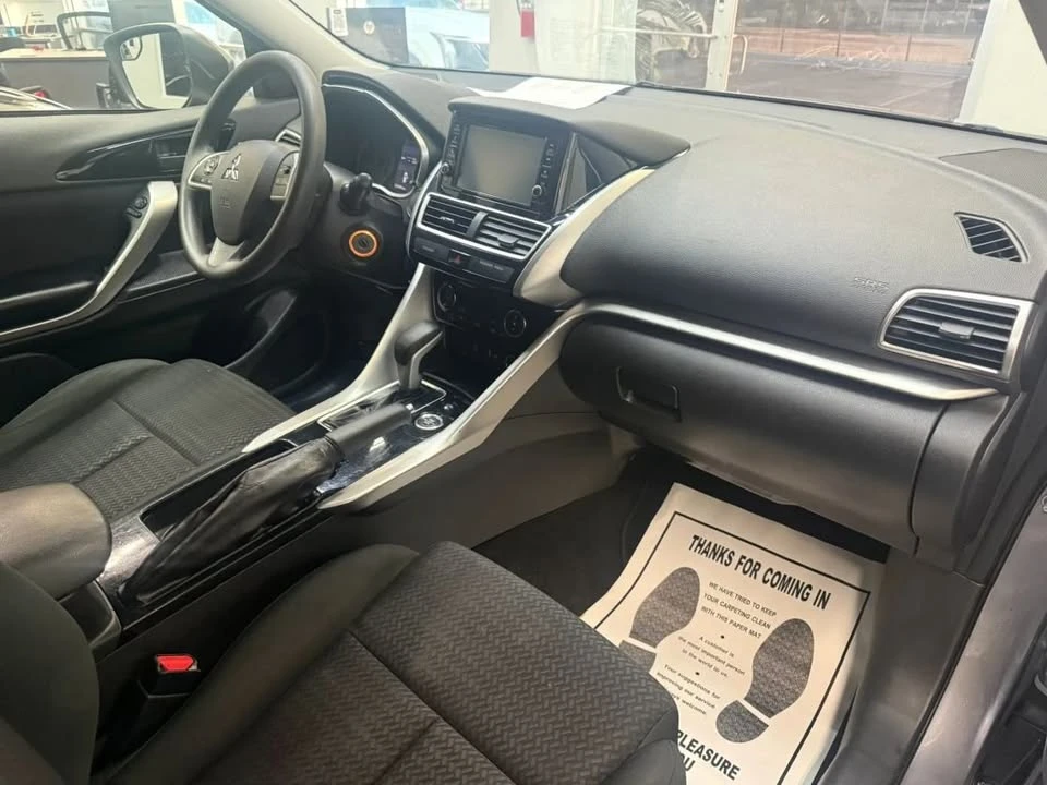 2020 Mitsubishi Eclipse Cross - Image 15 of 20
