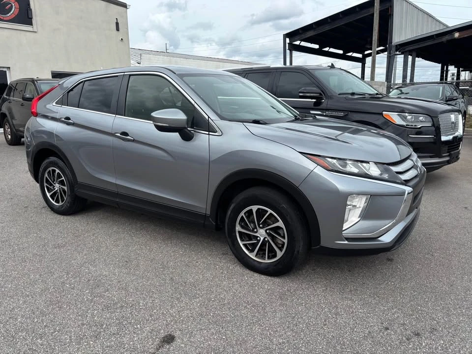 2020 Mitsubishi Eclipse Cross - Image 3 of 10