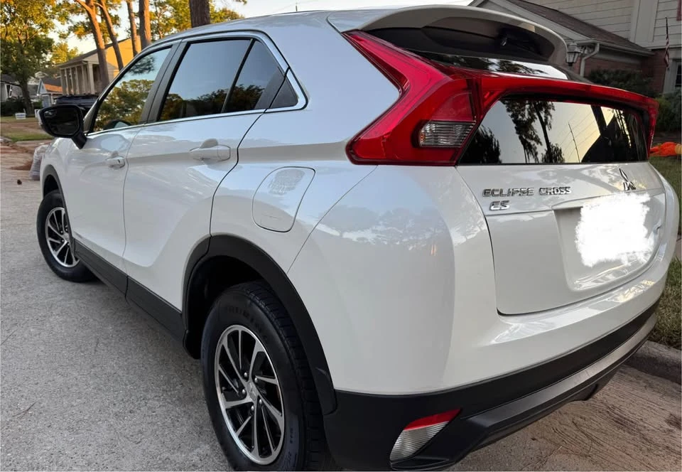 2020 Mitsubishi Eclipse Cross - Image 6 of 12