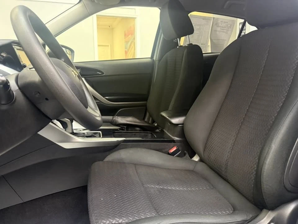 2020 Mitsubishi Eclipse Cross - Image 12 of 20