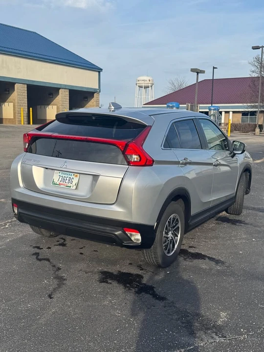 2020 Mitsubishi Eclipse Cross - Image 5 of 19