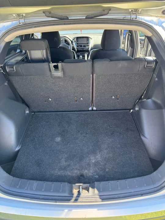 2020 Mitsubishi Eclipse Cross - Image 16 of 19