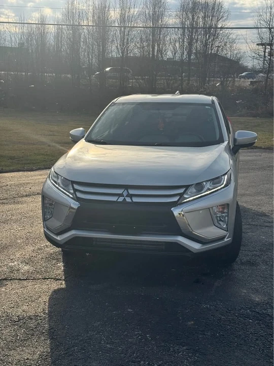 2020 Mitsubishi Eclipse Cross - Image 2 of 19
