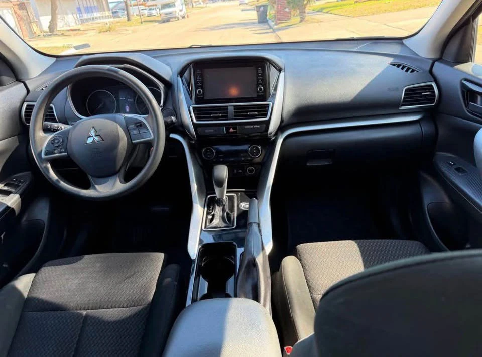 2020 Mitsubishi Eclipse Cross - Image 11 of 11