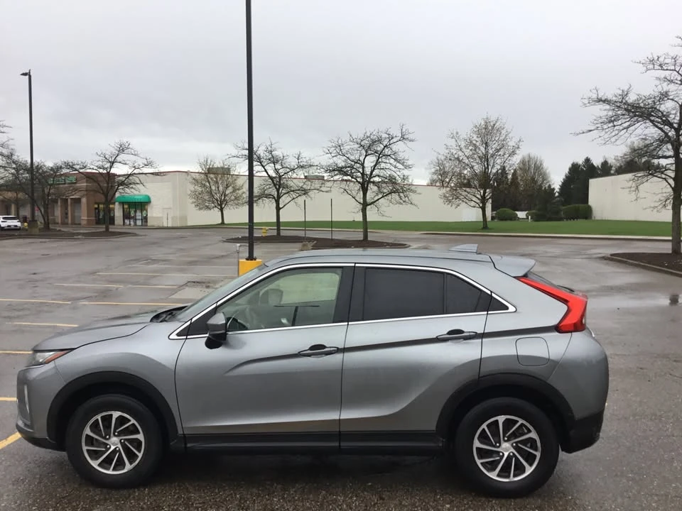 2020 Mitsubishi Eclipse Cross - Image 8 of 17