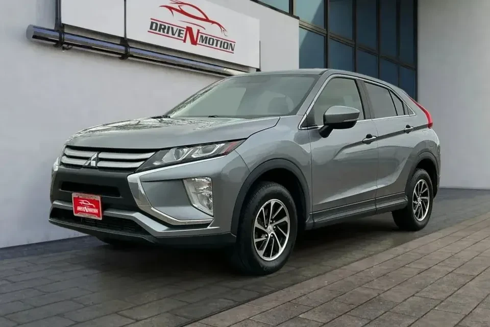 2020 Mitsubishi Eclipse Cross - Image 6 of 13