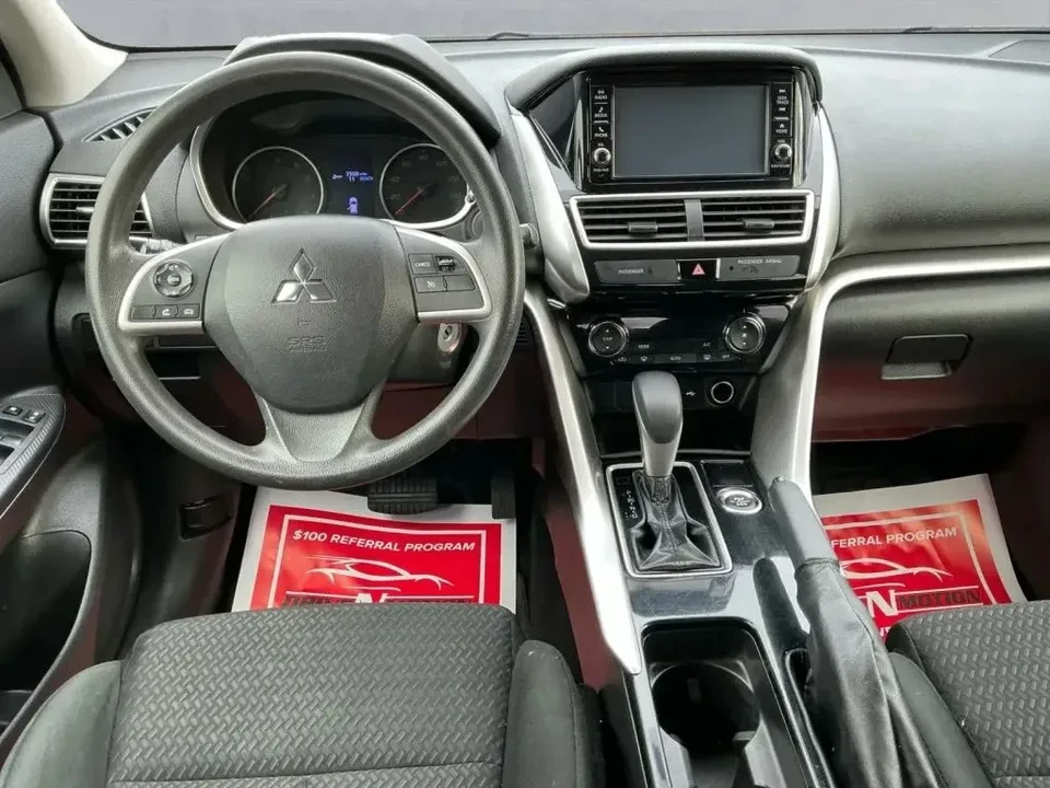 2020 Mitsubishi Eclipse Cross - Image 8 of 13