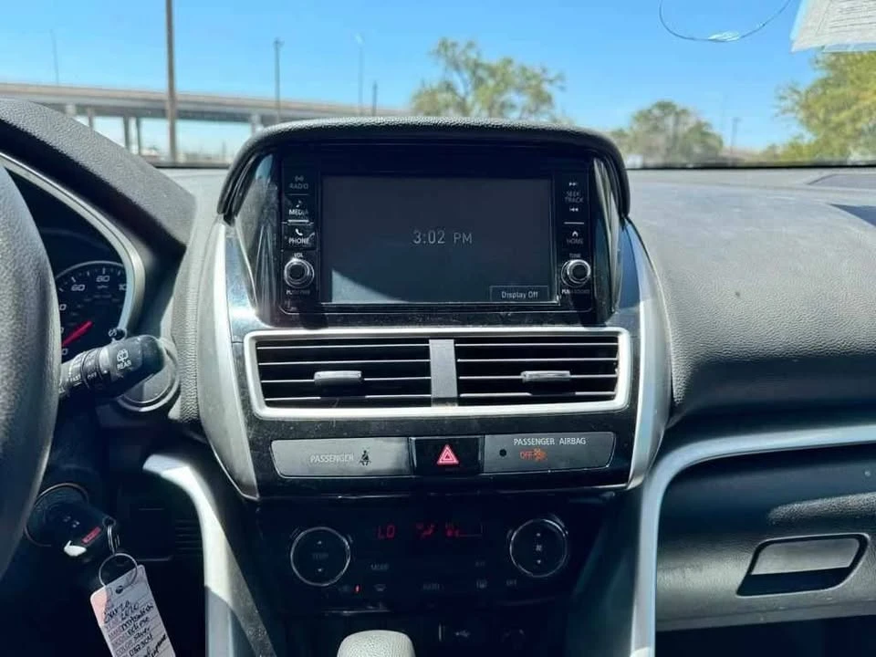2020 Mitsubishi Eclipse Cross - Image 12 of 13