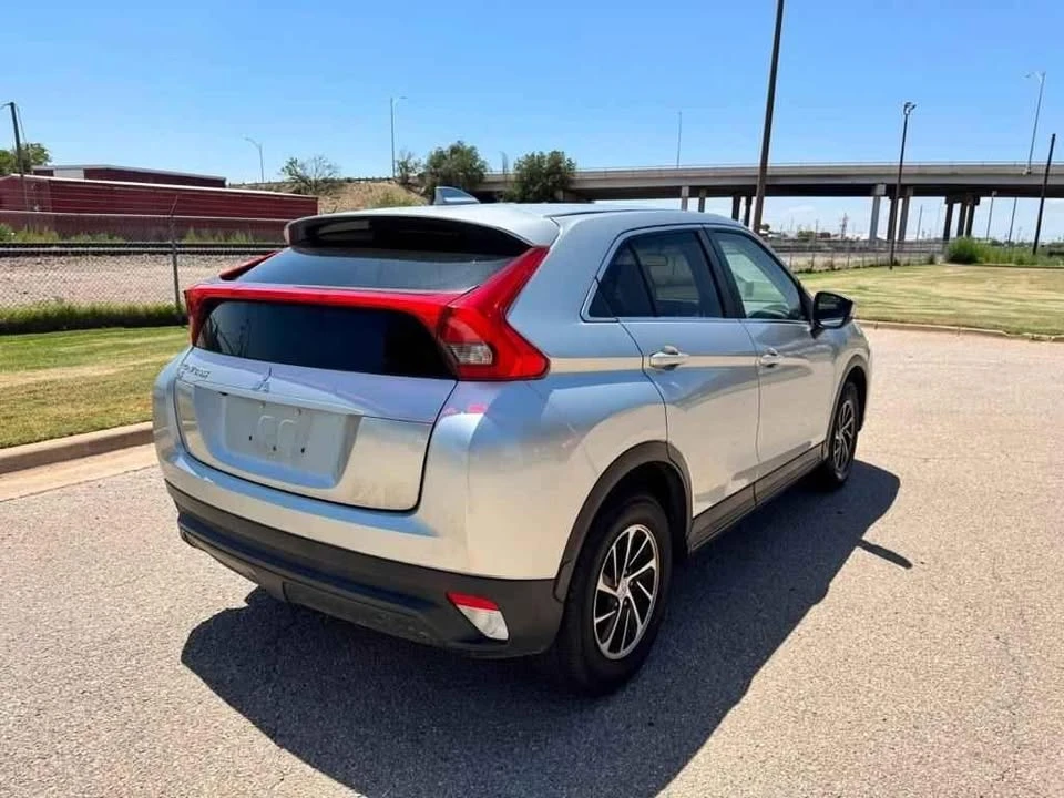 2020 Mitsubishi Eclipse Cross - Image 5 of 13