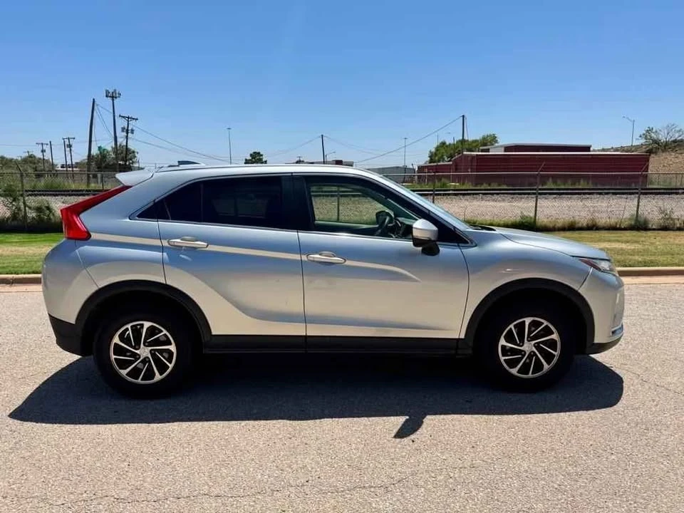 2020 Mitsubishi Eclipse Cross - Image 6 of 13