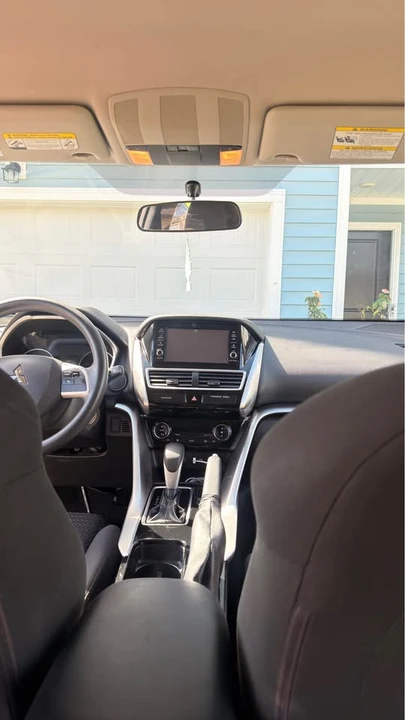 2020 Mitsubishi Eclipse Cross - Image 13 of 19