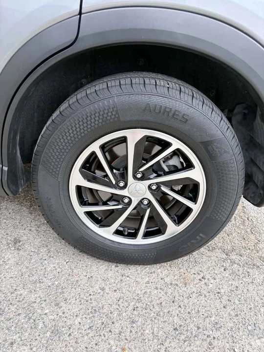 2020 Mitsubishi Eclipse Cross - Image 3 of 11