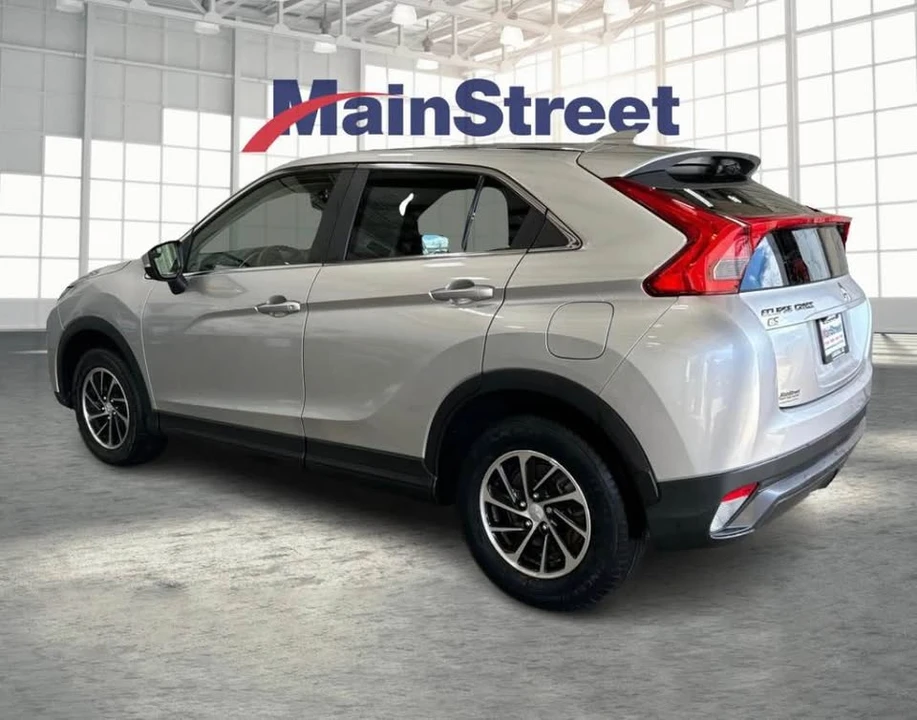 2020 Mitsubishi Eclipse Cross - Image 3 of 10