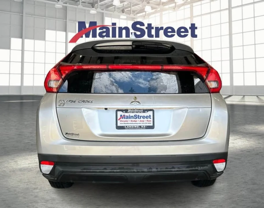 2020 Mitsubishi Eclipse Cross - Image 4 of 10