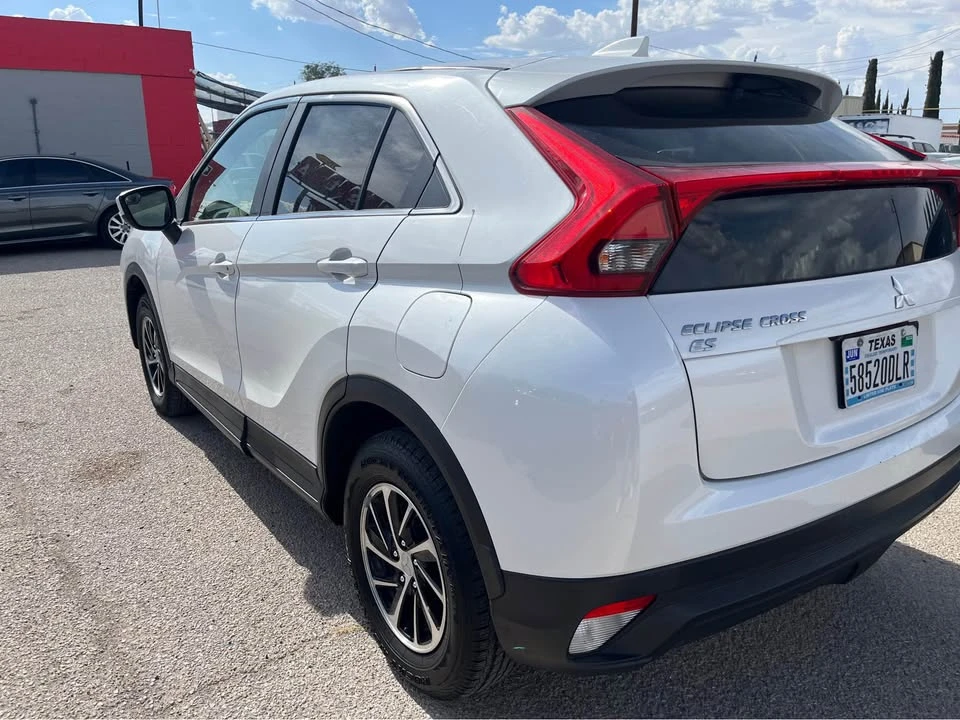 2020 Mitsubishi Eclipse Cross - Image 5 of 9