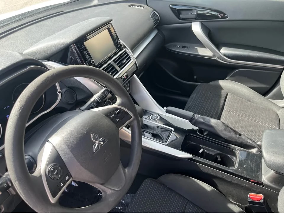 2020 Mitsubishi Eclipse Cross - Image 7 of 9