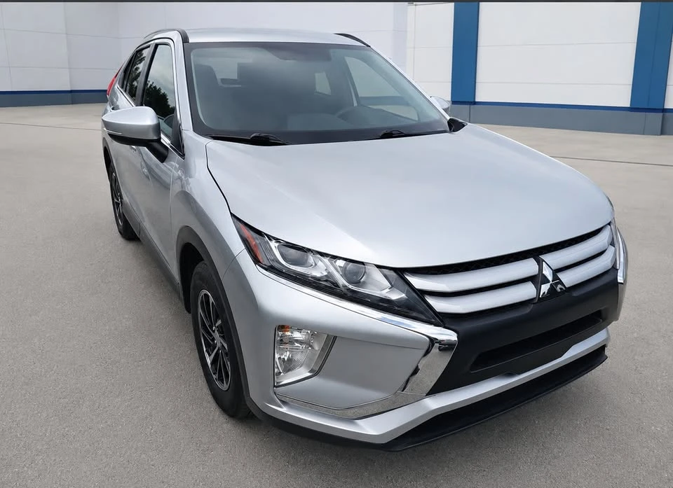 2020 Mitsubishi Eclipse Cross - Image 3 of 10