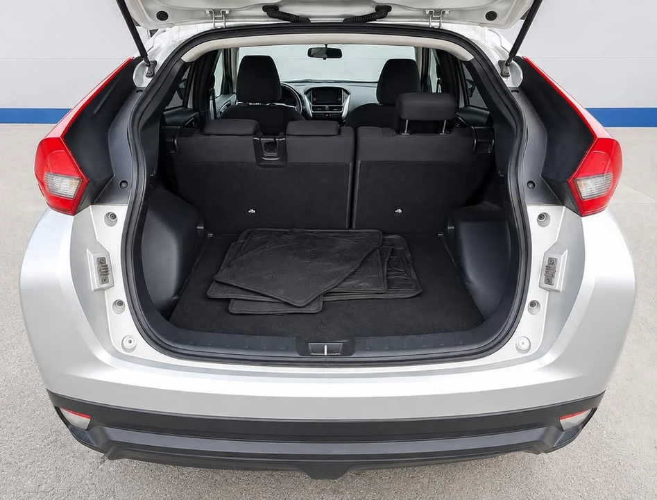 2020 Mitsubishi Eclipse Cross - Image 10 of 10