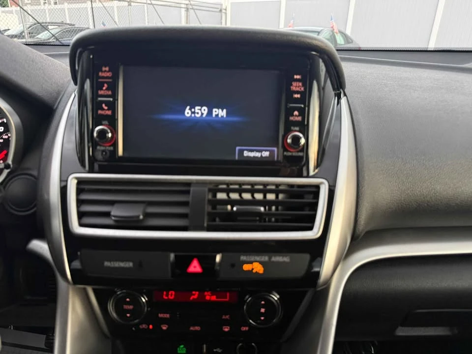 2020 Mitsubishi Eclipse Cross - Image 13 of 16