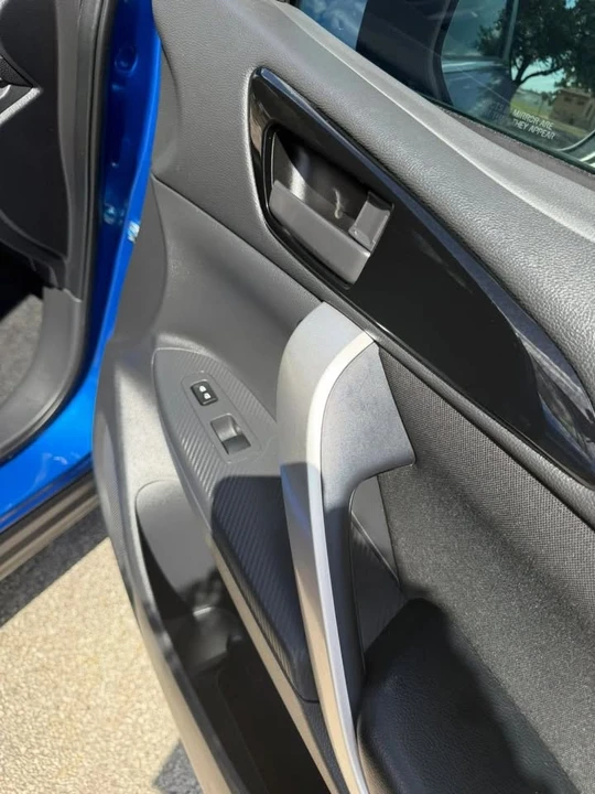 2020 Mitsubishi Eclipse Cross - Image 19 of 20