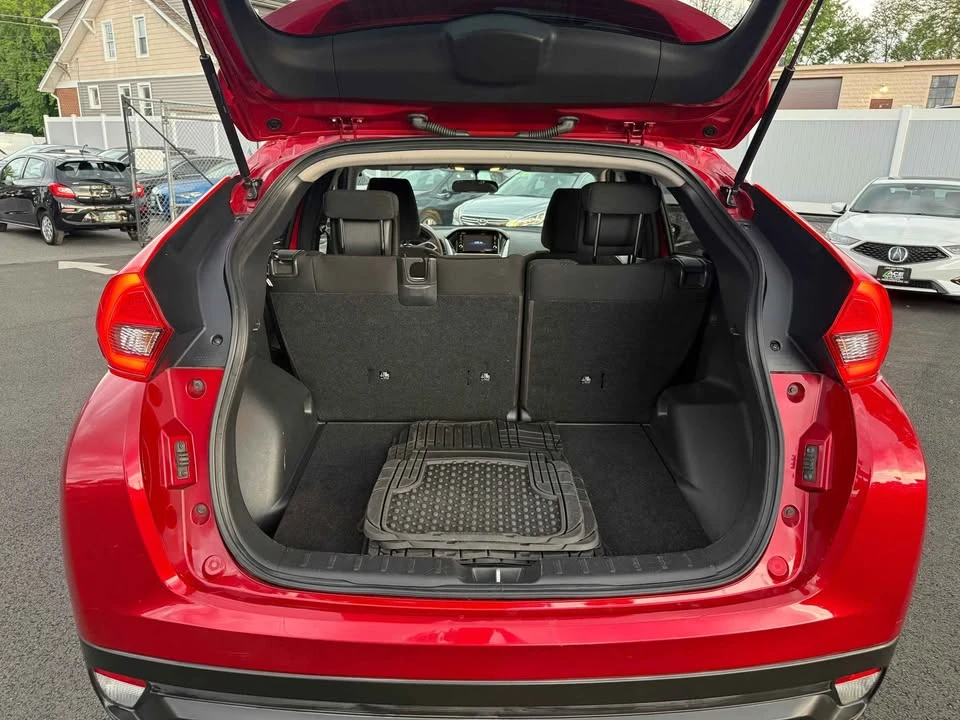 2020 Mitsubishi Eclipse Cross - Image 10 of 16