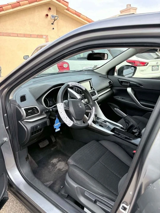 2020 Mitsubishi Eclipse Cross - Image 7 of 10