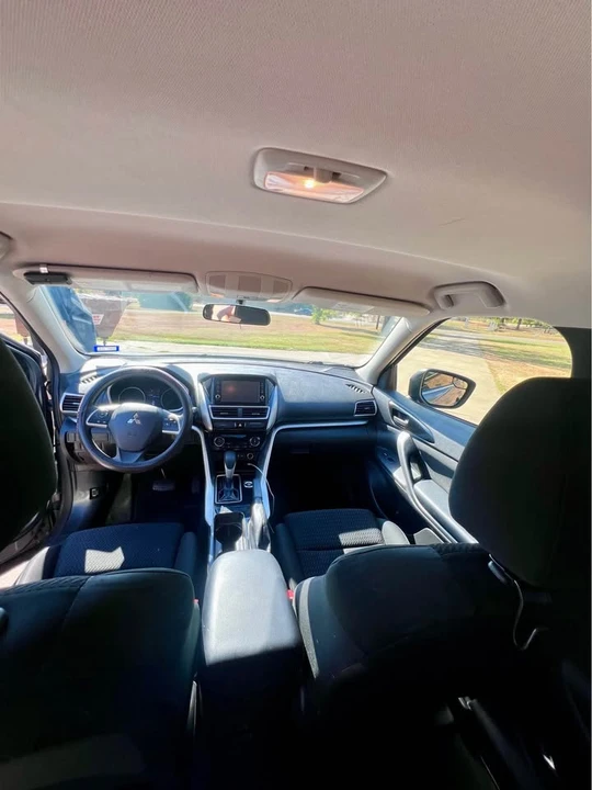 2020 Mitsubishi Eclipse Cross - Image 5 of 8