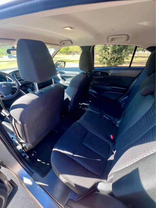 2020 Mitsubishi Eclipse Cross - Image 8 of 8