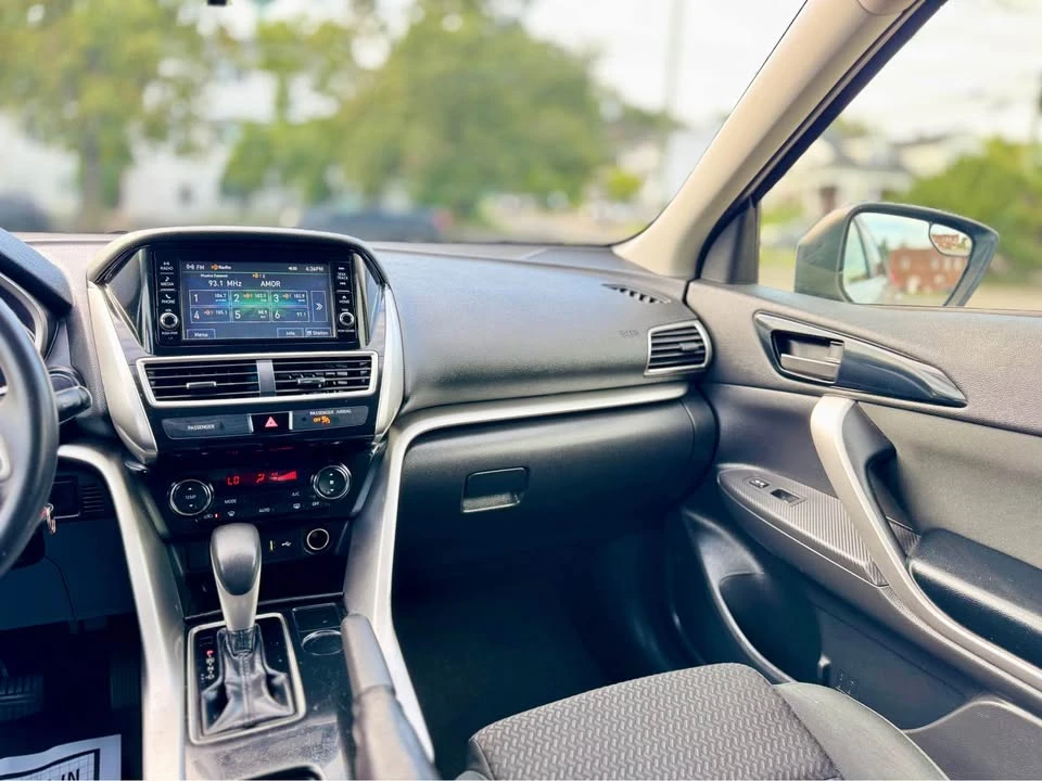 2020 Mitsubishi Eclipse Cross - Image 19 of 20