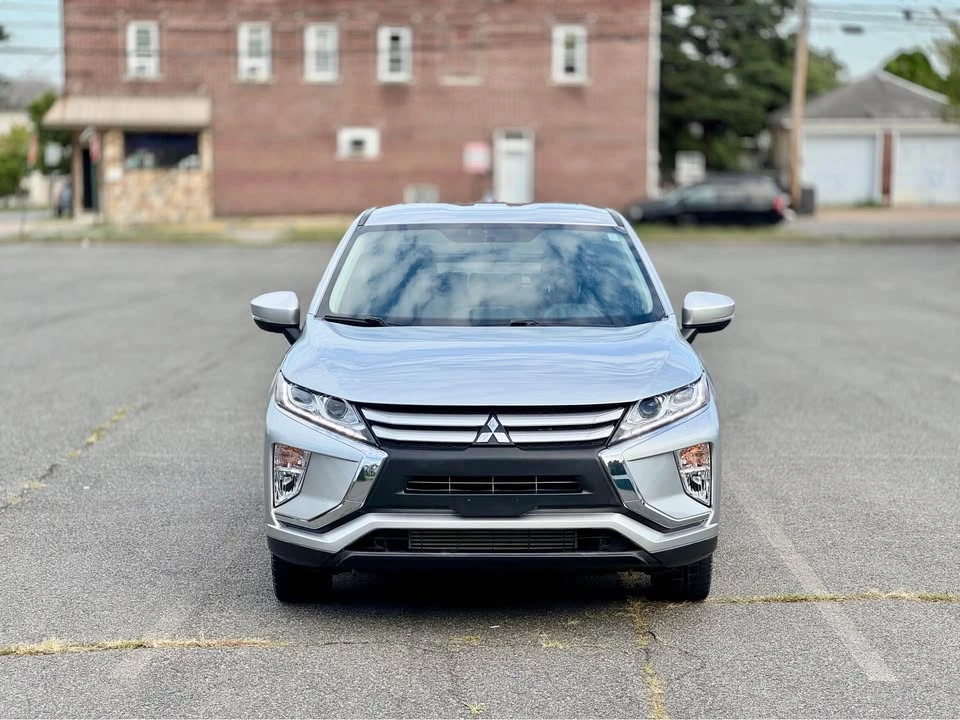 2020 Mitsubishi Eclipse Cross - Image 2 of 20