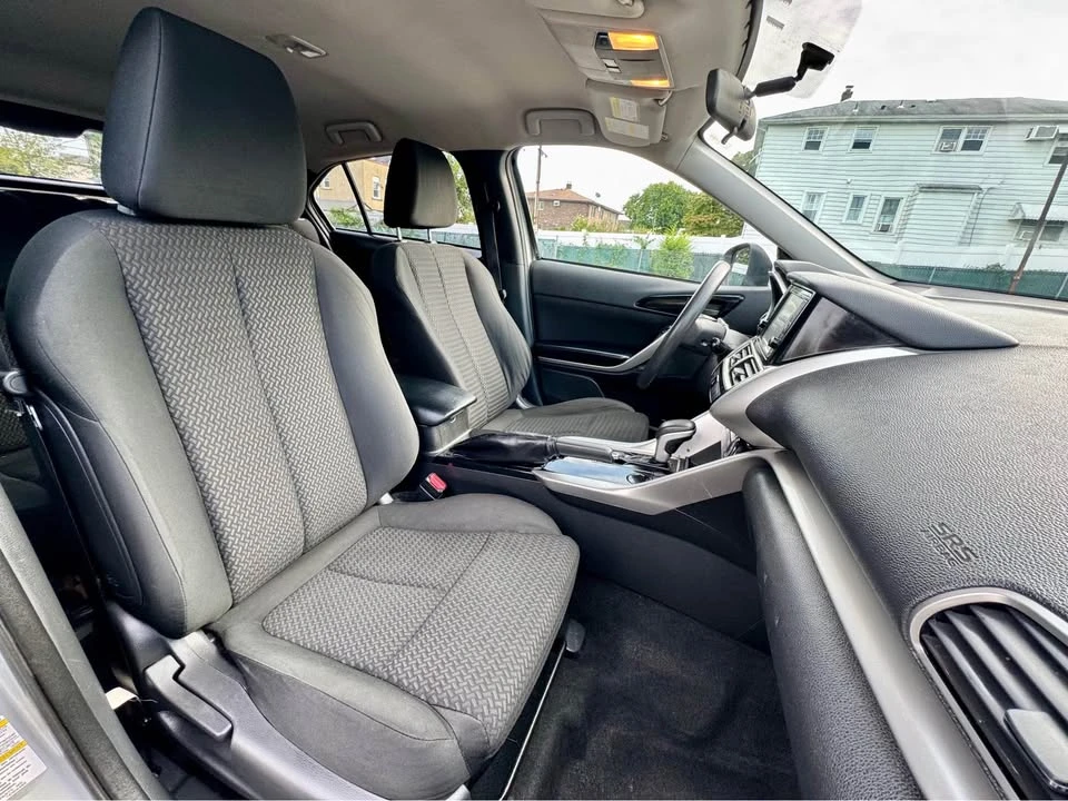 2020 Mitsubishi Eclipse Cross - Image 12 of 20