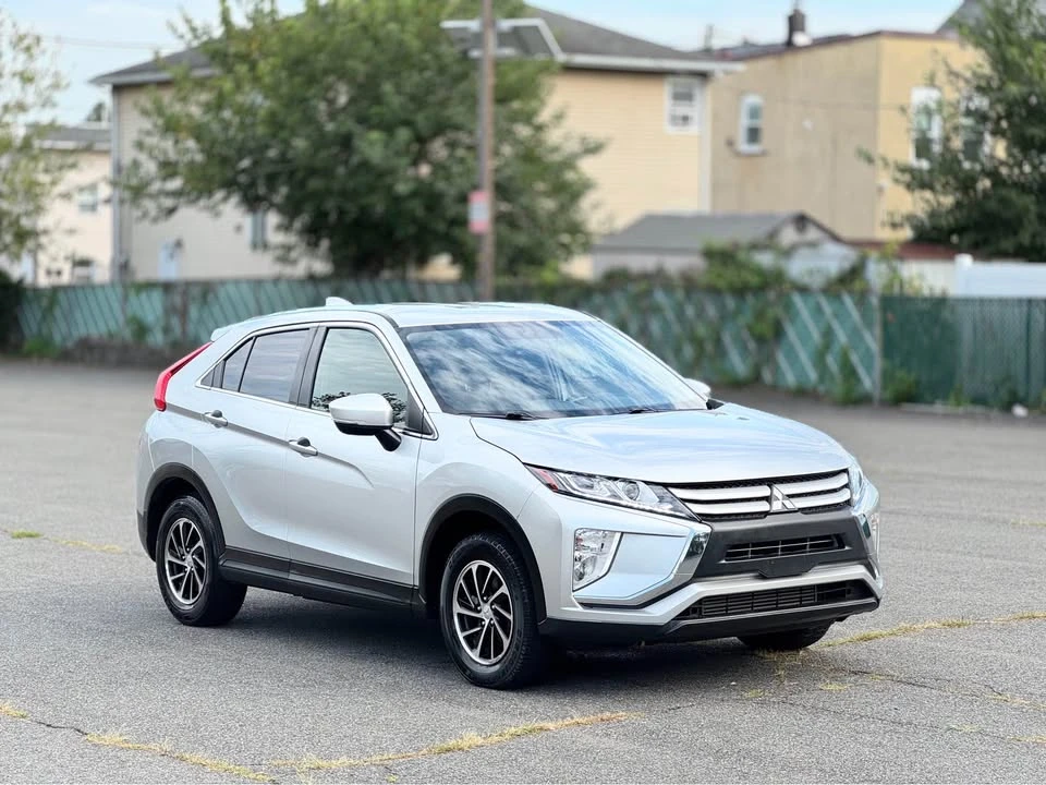 2020 Mitsubishi Eclipse Cross - Image 3 of 20
