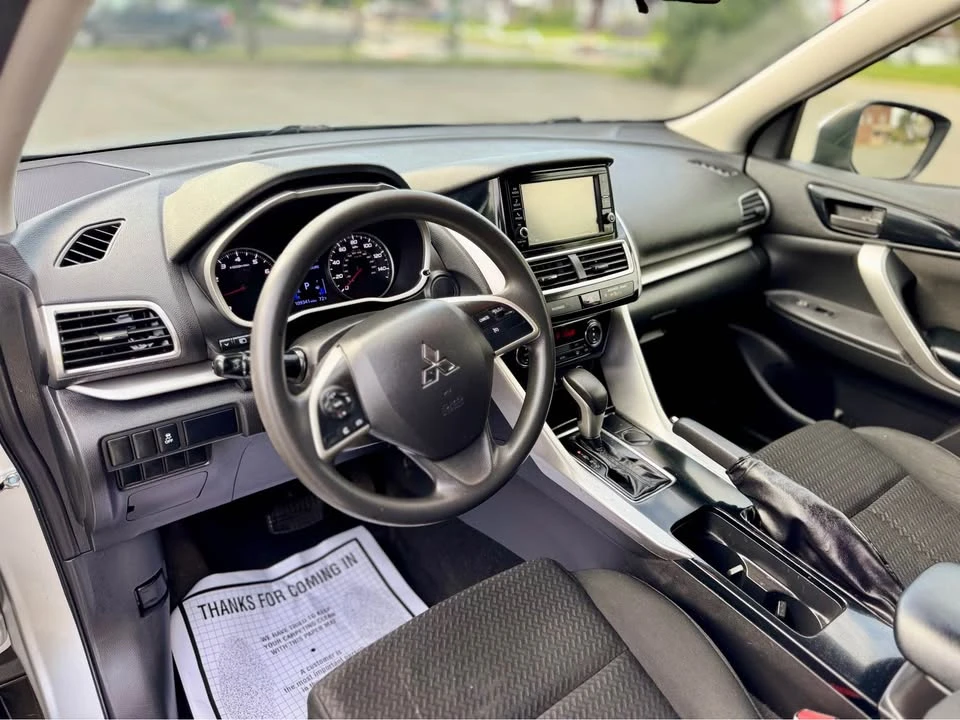 2020 Mitsubishi Eclipse Cross - Image 9 of 20